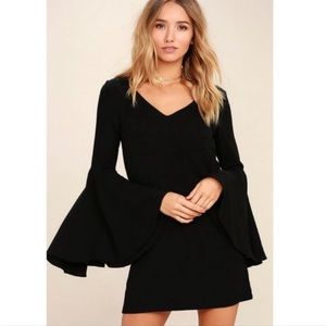 WAYF Black Bell Sleeve Shift Dress. Size XSmall.